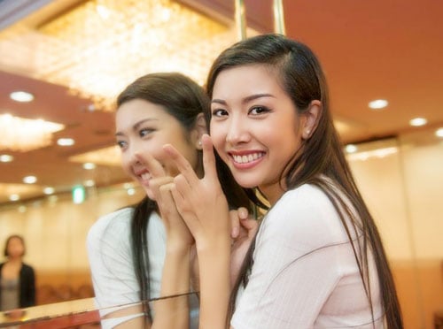 Người đẹp Việt cũng luôn ngập tràn năng lượng trong suốt 3 tuần của cuộc thi.